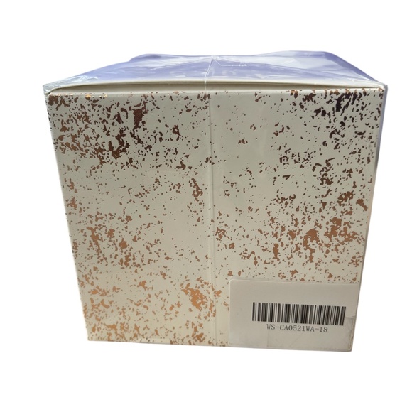 La Jolie Muse Apricot Rose Candle | 12.3 oz | Luxury Candle - Picture 2 of 4